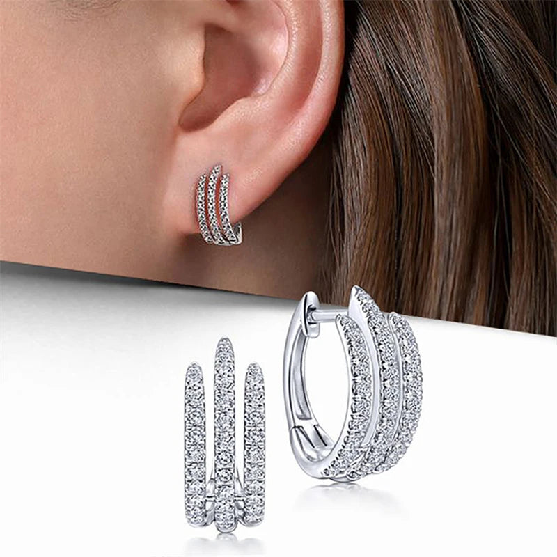 Huitan simples três linhas garra hoop brincos de luxo cristal zircônia cúbica mini círculo brincos para mulheres moda moderna jóias